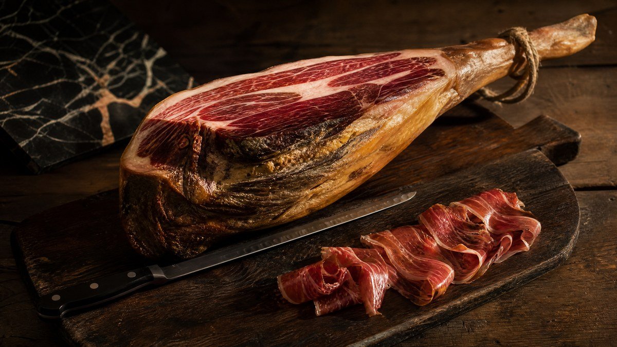 Guía de los 4 precintos del Jamón Ibérico - Cebo de Campo, Bellota 50% y 100% Pata Negra