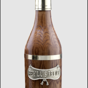 Botella de Brandy Rey Luis Felipe Gran Reserva 75 años de Bodegas Rubio, en botella de madera con estuche de piel